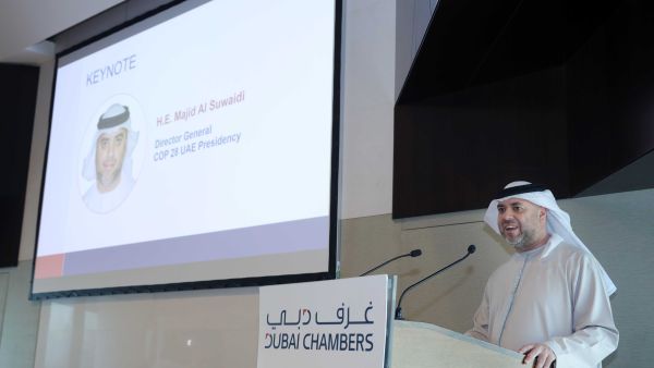 تضمّن اللقاء جلسة حوارية شارك فيها متحدثون من كبرى الشركات العاملة في دولة الإمارات، حيث سلطوا الضوء على المبادرات التي أطلقتها شركاتهم لتعزيز أجنداتها الخاصة بالاستدامة. غرف دبي تفعل دور القطاع الخاص في دعم أهداف مؤتمر الأطراف "كوب 28"