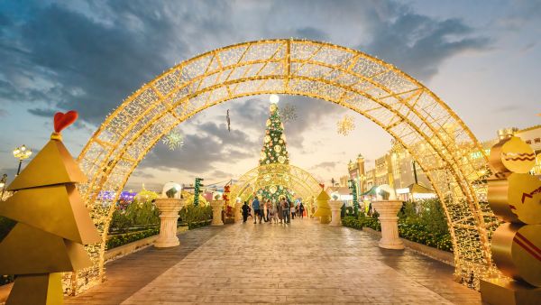Global Village’s famous 21-metre-high festive tree will be adorned with glistening lights and the elves will be lending a hand to make the tree extra special. Global Village gets ready to shine this Festive Season