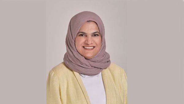 Al Salam Bank Sponsors 5 American University of Bahrain Scholarships to Students