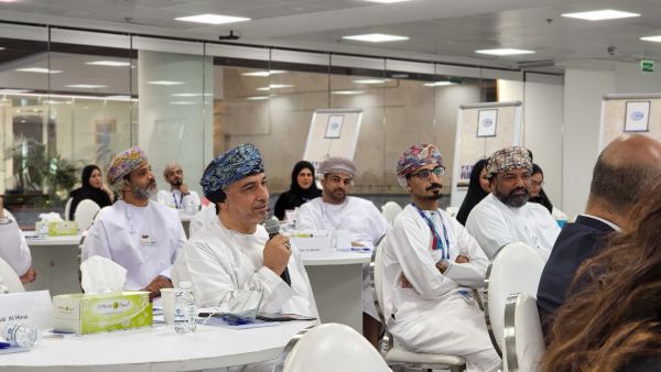البنك الوطني العماني يختتم برنامج ’روابط‘ لتعزيز الروابط بين الموظفين