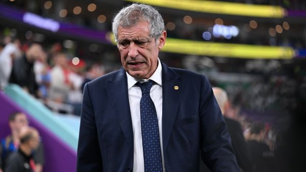 Portugal's coach #00 Fernando Santos attends the Qatar 2022 World Cup quarter-final football match between Morocco and Portugal at the Al-Thumama Stadium in Doha on December 10, 2022. (Photo by Kirill KUDRYAVTSEV / AFP)