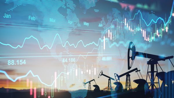 Oil prices slight decline