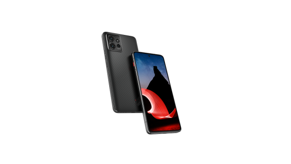 ThinkPhone يمتلك مواصفات قوية ويتكامل بسهولة مع أجهزة ThinkPad نقدم لكم هاتف Lenovo ThinkPhone الجديد من Motorola لتجربة جهاز الأعمال المثالية