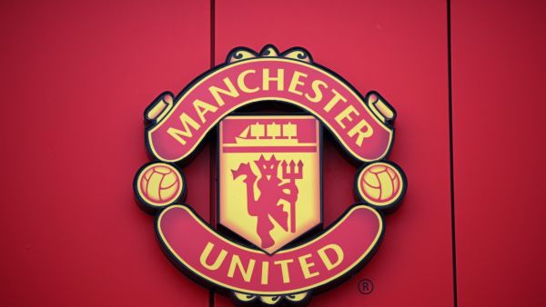 معلق مباراة مانشستر يونايتد وتشارلتون أثلتيك في ربع نهائي كأس كاراباو