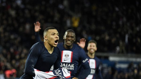  (Photo by JULIEN DE ROSA / AFP)