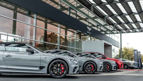 Bentley Motors delivers 15,174 extraordinary cars last year Bentley Delivers More Cars Than Ever in 2022