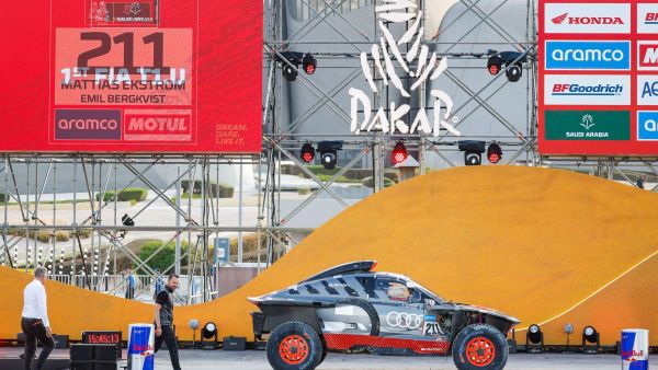 14 stage podiums and seven top-three placings in the overall standings Team Audi Sport with good individual results and a few setbacks at Dakar Rally