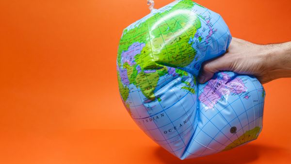 IMF: World recession