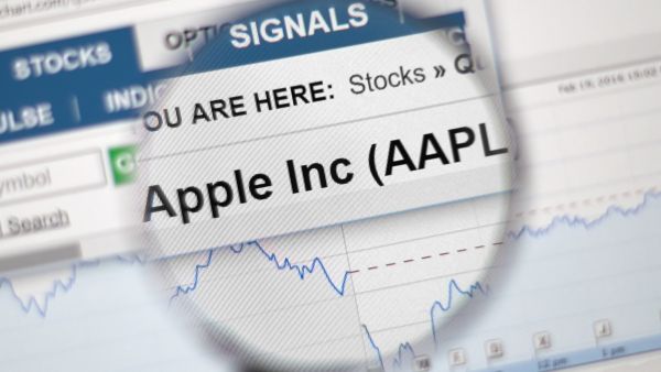 Apple market value drops