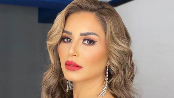 منة فضالي