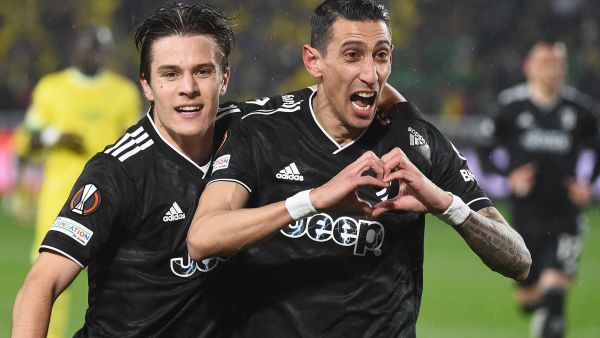 (Photo by Sebastien SALOM-GOMIS / AFP)