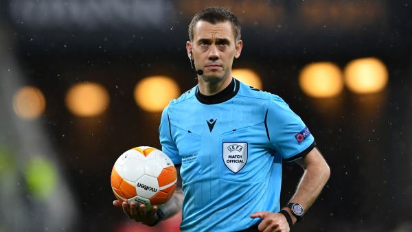 French referee Clement Turpin looks on during the UEFA Europa League final football match between Villarreal CF and Manchester United at the Gdansk Stadium in Gdansk on May 26, 2021. / AFP / POOL / Adam Warzawa