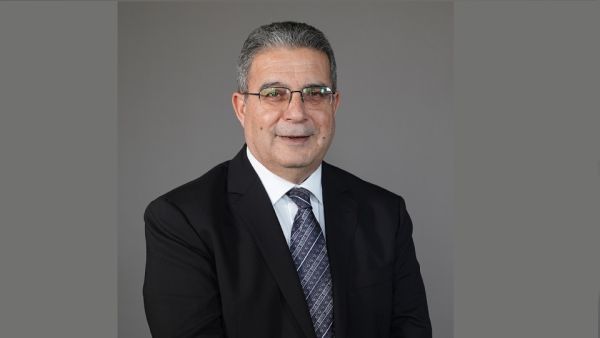 الدكتور غسان عواد مديراً للجامعة جامعة أبوظبي تُعيِّن غسان عواد مديراً لها
