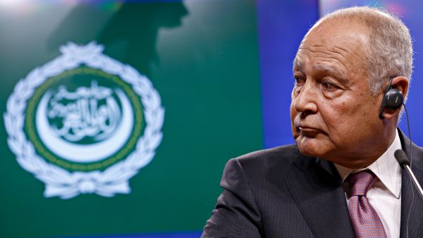 أحمد أبو الغيط ، الأمين العام لجامعة الدول العربية خلال مؤتمر صحفي