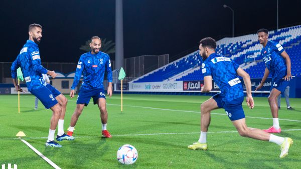 الهلال يستضيف الفتح اليوم (المصدر: Alhilal_EN@)