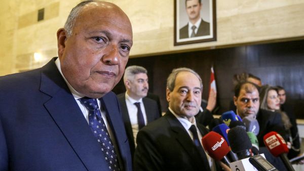 وكان السيسي قد اجرى اتصالا هاتفيا بالرئيس بشار الاسد معزيا بضحايا الزلزال 