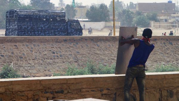 الحكومة ستبصر النور في  11 أبريل (نيسان)