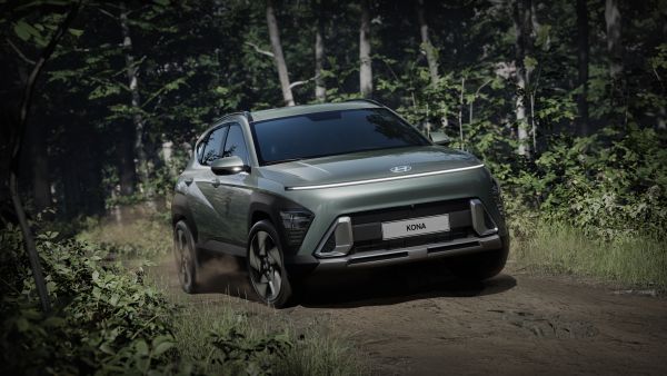 All-new KONA Electric, with long-range 65.4-kWh battery, delivers WLTP-estimated 490 km of class-leading all-electric range (AER), based on European specifications. All-new KONA Upscaled Multiplayer Accelerates Hyundai’s Electrification Vision with Extended Range and Advanced Features
