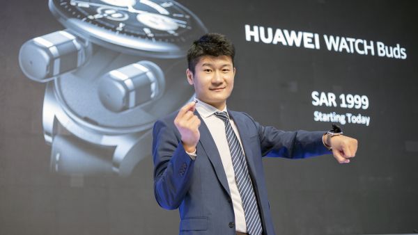 During the event HUAWEI WATCH Buds industry’s first 2-in-1 Watch-Earbuds