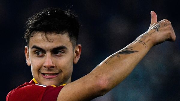 AS Roma's Argentinian forward Paulo Dybala reacts during the Italian Serie A football match between AS Roma and Juventus on March 5, 2023 at the Olympic stadium in Rome. (Photo by Filippo MONTEFORTE / AFP)