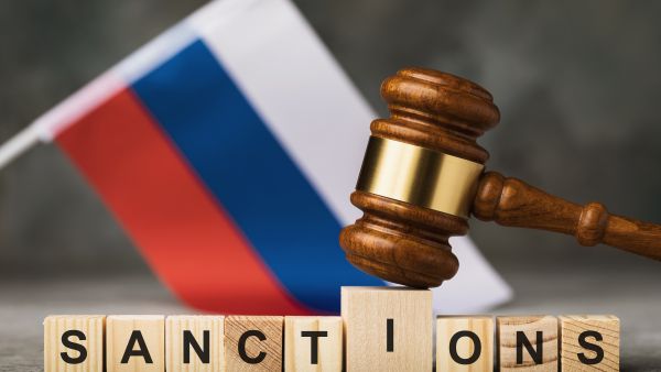 Sanctions hurting Russian economy - Putin