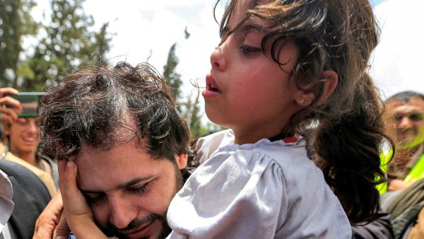 الصراع في اليمن بدأ عام 2014 عندما استولى الحوثيون على صنعاء وجزء كبير من شمال البلاد.