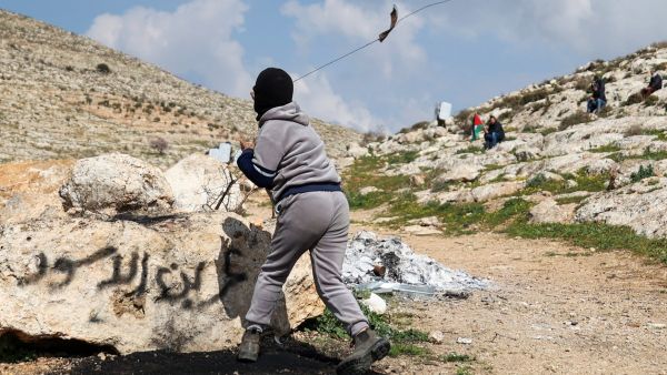  عرين الاسود التي تأسست في مدينة نابلس في الضفة الغربية المحتلة تعلن قصف اسرائيل من غزة