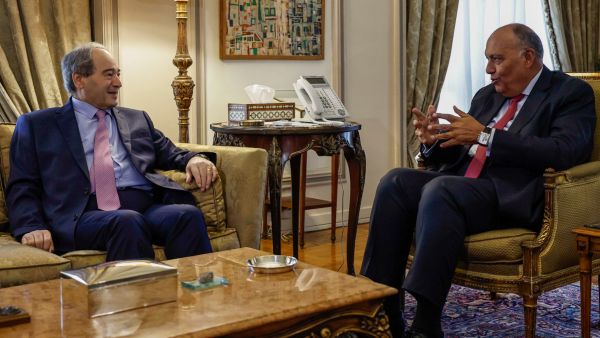 Syrian foreign minister meets Egyptian counterpart