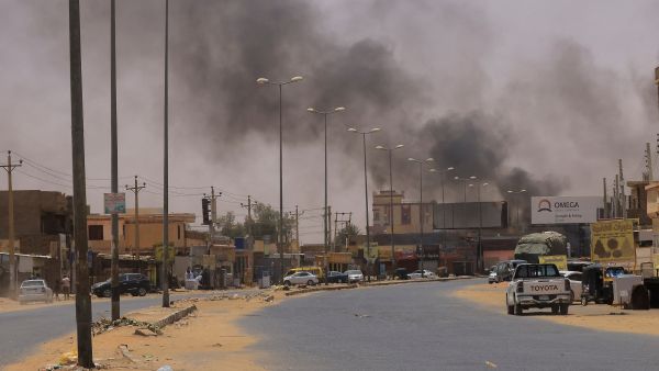 مواطنون سودانيون
