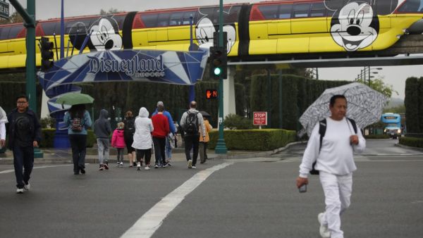 Disneyland Dragon bursts into flames during show