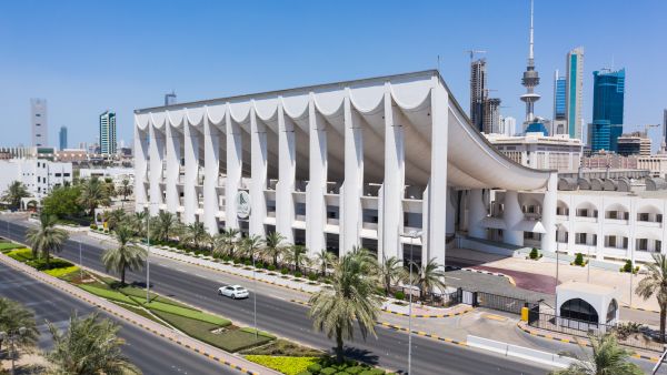 Kuwait re-dissolves National Assembly 2020