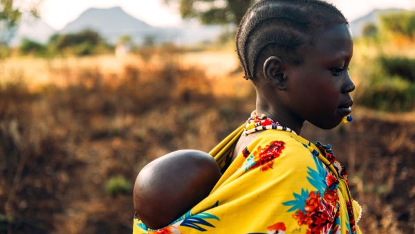 تستمر المعارك في السودان لليوم الخامس على التوالي 