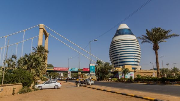 تحذيرات من كارثة انسانية في الخرطوم ودارفور