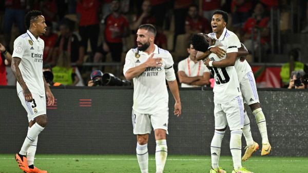 ريال مدريد يقتنص اللقب (المصدر: أ ف ب)