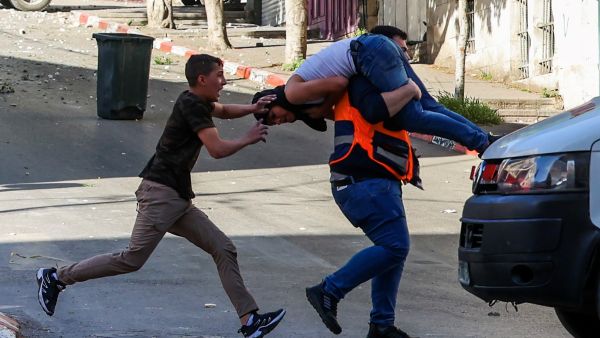  Israel shoots dead 3 Palestinians in Nablus 