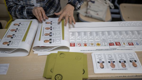Polls open in Turkey election