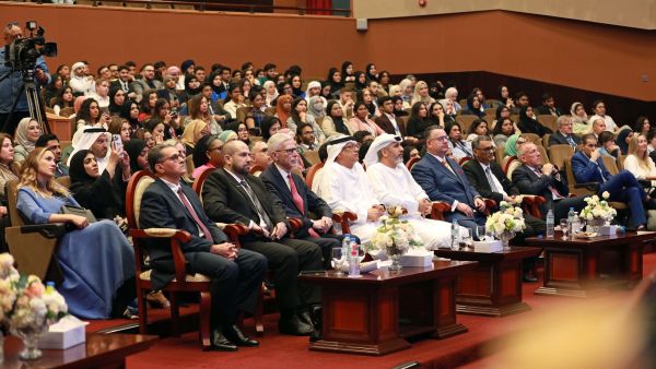 جامعة أبوظبي تختتم الدورة السنوية العاشرة من مسابقة "بحوث طلبة الجامعات"