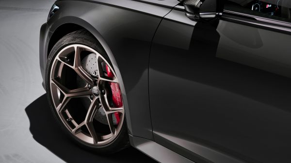 ’أودي‘ تعتمد إطارات SportContact 7 من ’كونتيننتال‘ لسيارتها RS 6 Avant performance