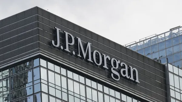 JPMorgan to lay off approximately 500 employees primarily in technology and operations