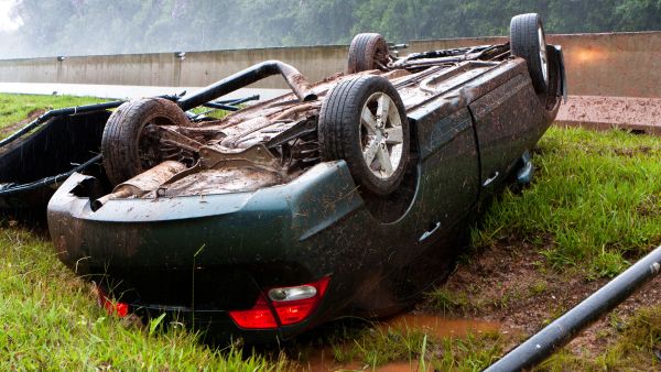 10 dead in Yemen car skidding accident