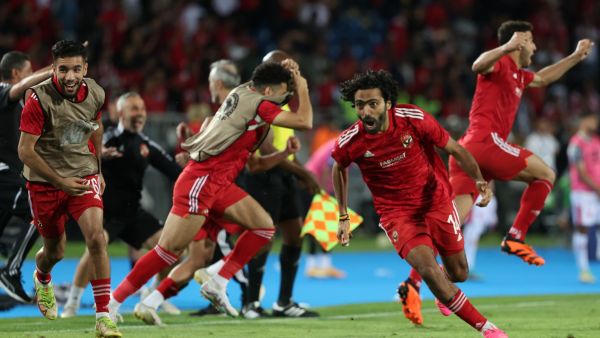 الأهلي يفوز باللقب للمرة 11 (Photo by FADEL SENNA / AFP)