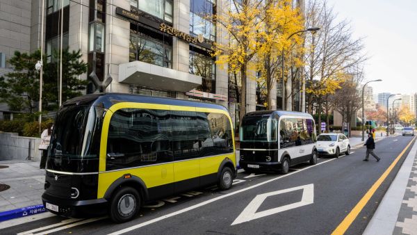 Hajj self-driving buses