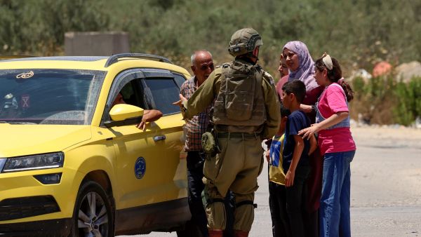  مصرع 7 اسرائيليين واصابة اخرين بالاضافة الى عمليات اطلاق نار على سيارات للمستوطنين منذ بداية العام الجاري.