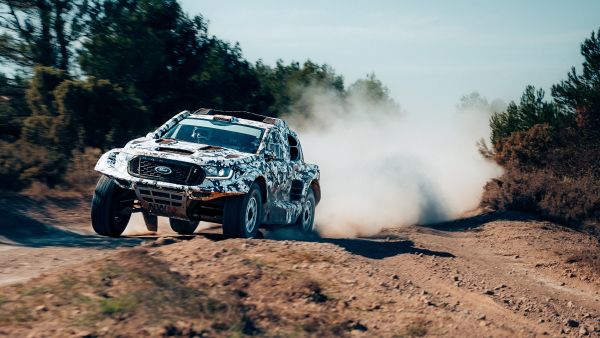 فورد بيرفورمانس «فورد بيرفورمانس» تستعد لمشاركة رينجر رابتر T1+ في رالي داكار