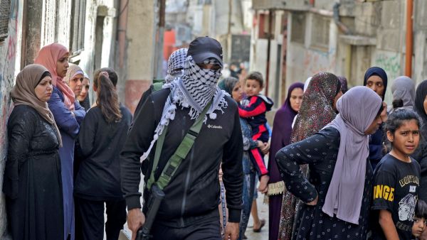 مسلحون فلسطينيون في مدينة نابلس شمال الضفة الغربية المحتلة