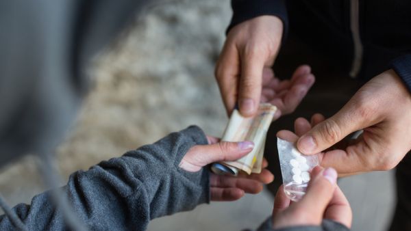 تتهم السلطات الاردنية ايران وحزب الله بالوقوف وراء عمليات التهريب