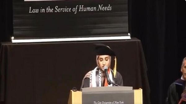 الطالبة اليمنية فاطمة محمد