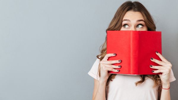 6 أفضل روايات عربية رومانسية بأقلام كاتبات عربيات