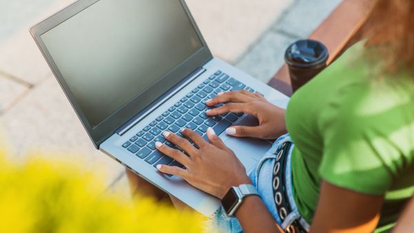 حظك اليوم وتوقعات الأبراج الإثنين 24 يوليو/تموز 2023