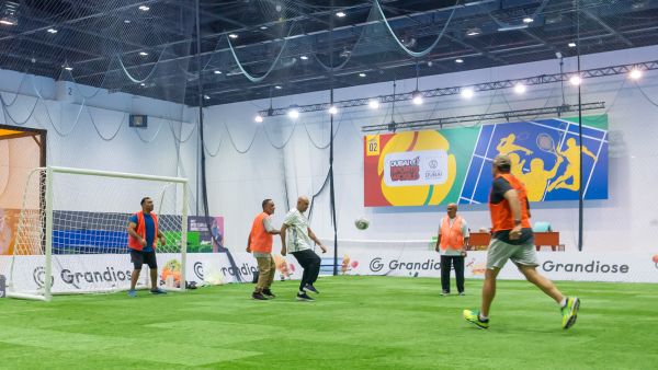 كبار المواطنين فى عالم دبي للرياضة مجلس دبي الرياضي ينظم برنامج رياضي منوع لكبار المواطنين